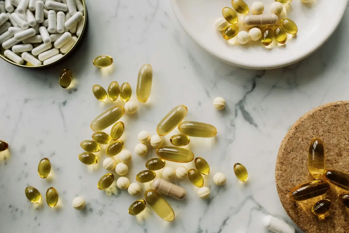 What Vitamins & Supplements Should Diabetics Avoid?